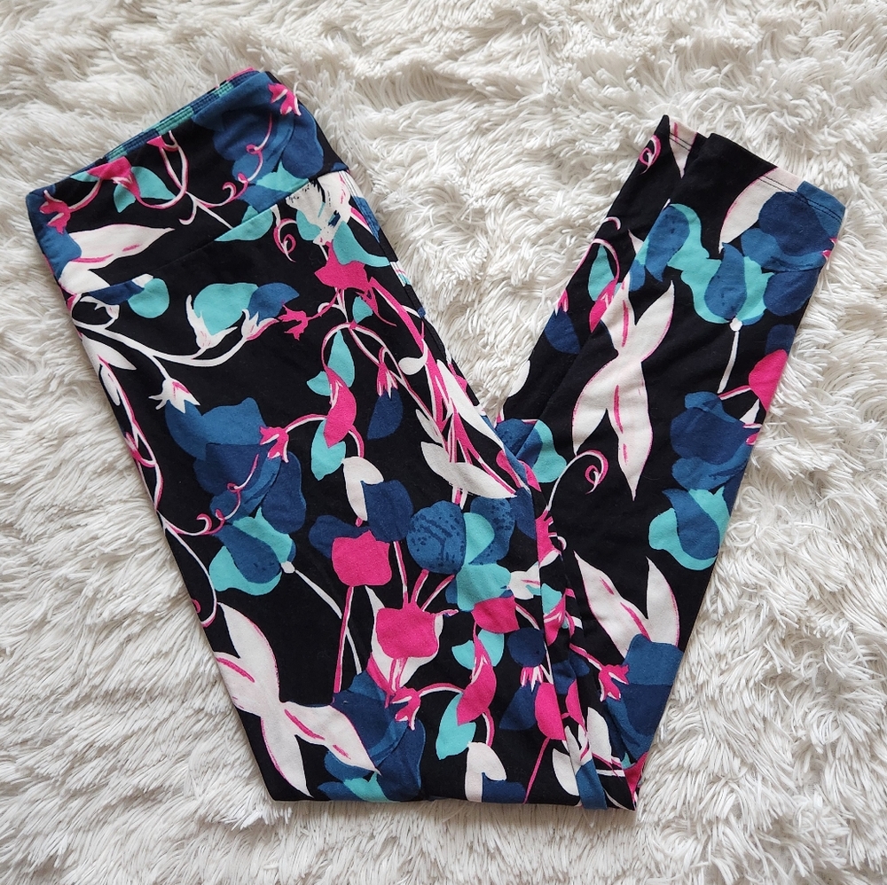 EUC LuLaRoe Floral Breast Cancer Collection Leggings
